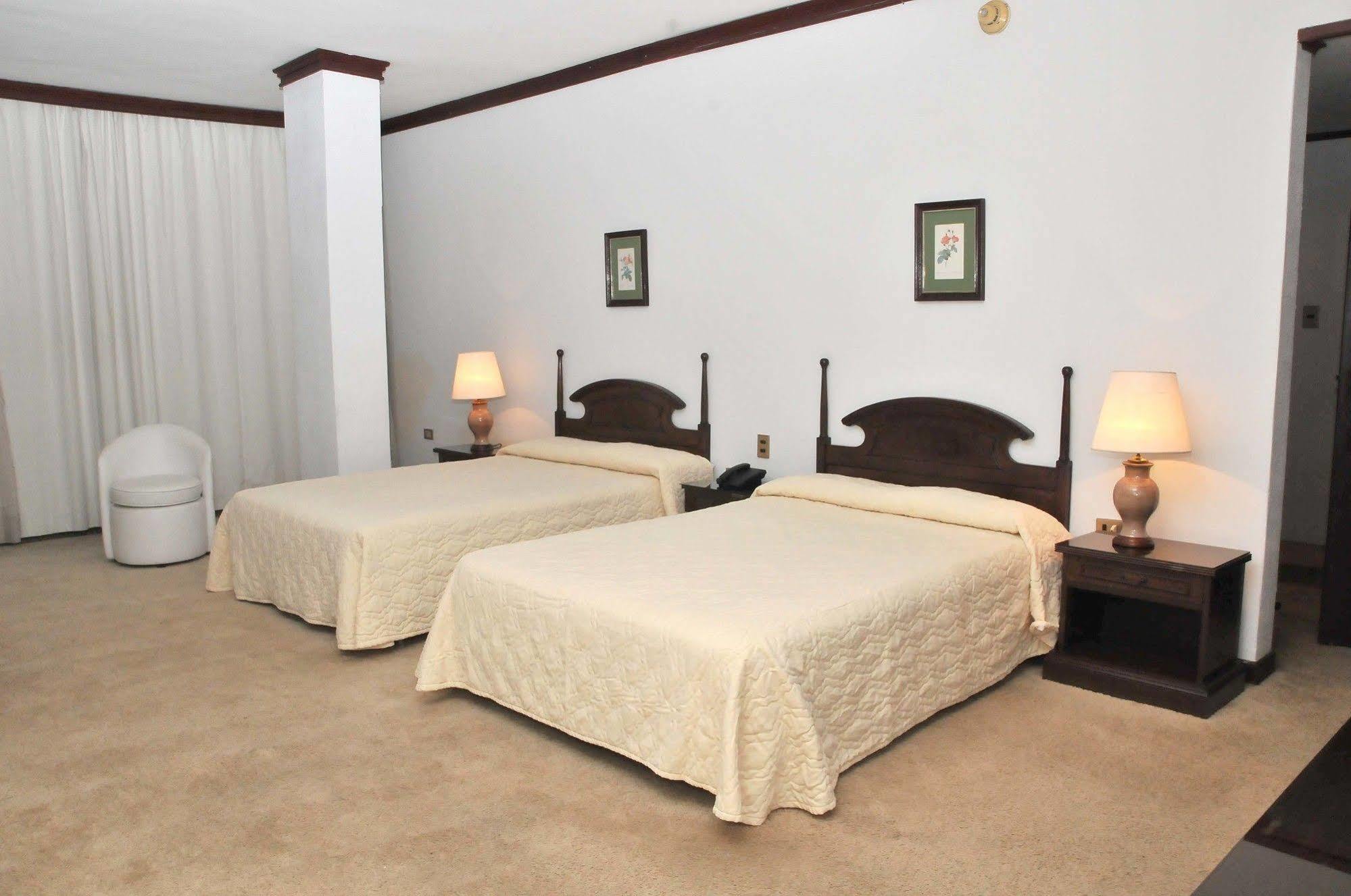 Excelsior Inn Asuncion Exterior photo